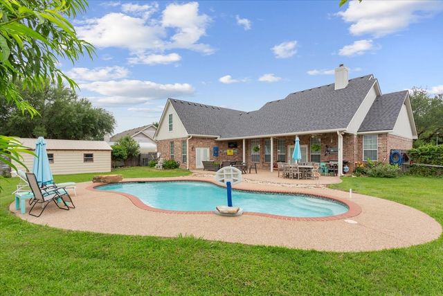 5616 Landsdown Drive, Waco, TX 76708
