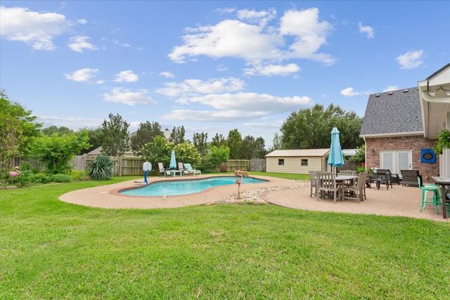 5616 Landsdown Drive, Waco, TX 76708
