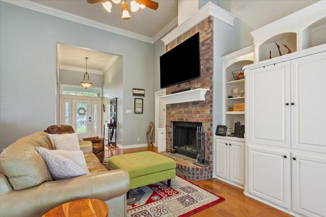5616 Landsdown Drive, Waco, TX 76708