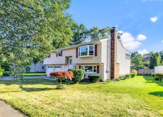 410 Seabreeze Drive, Stratford, CT 06614