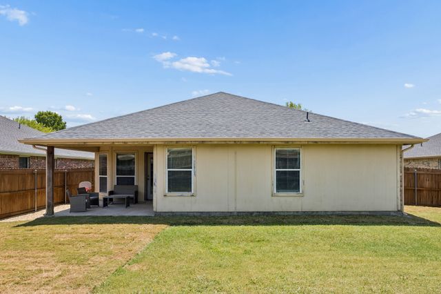3216 Overstreet Lane, Royse City, TX 75189