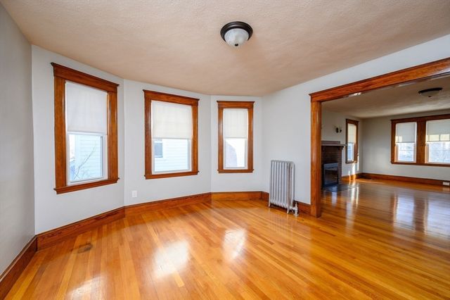 17-19 Albany St, Quincy, MA 02170