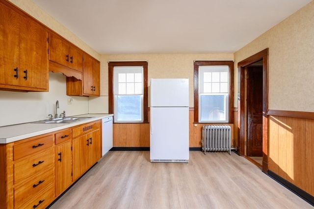 17-19 Albany St, Quincy, MA 02170