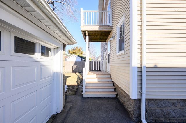 17-19 Albany St, Quincy, MA 02170