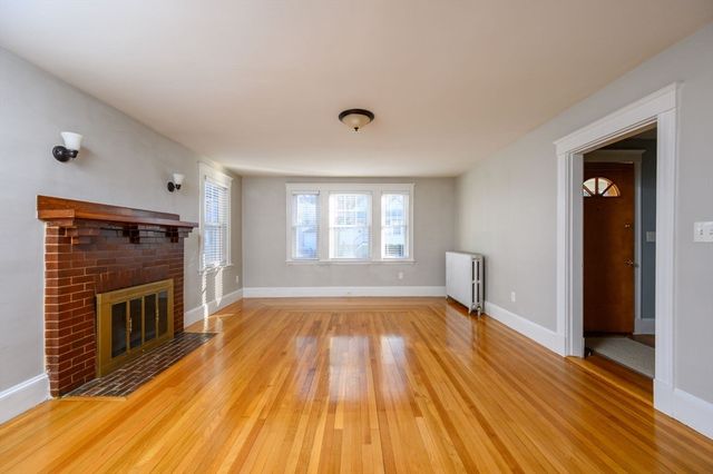 17-19 Albany St, Quincy, MA 02170