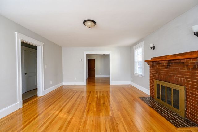 17-19 Albany St, Quincy, MA 02170