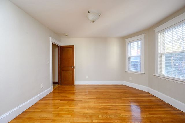 17-19 Albany St, Quincy, MA 02170