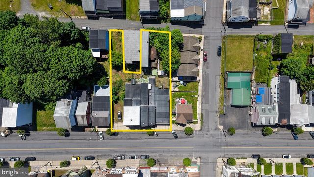 33 W MAIN ST, Girardville, PA 17935