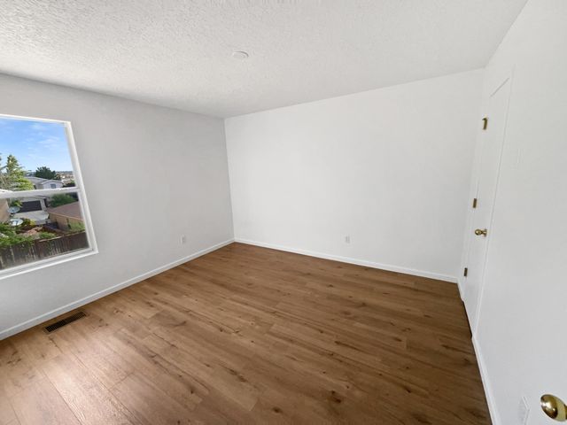 5355 FEATHER ROCK Place NW, Albuquerque, NM 87114