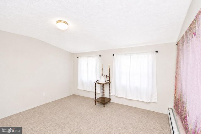 1077 CARPERS DR, Winchester, VA 22603