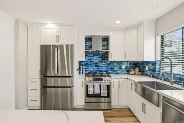 4046 Mahaila Avenue B, San Diego, CA 92122