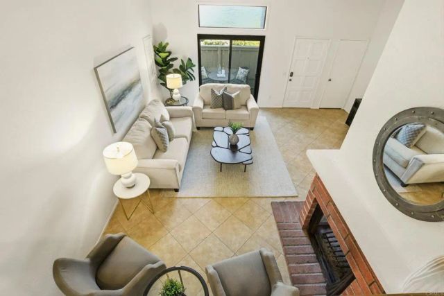 4046 Mahaila Avenue B, San Diego, CA 92122
