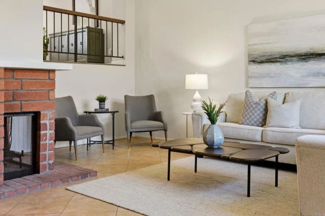 4046 Mahaila Avenue B, San Diego, CA 92122