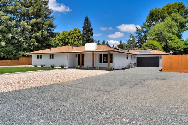 2234 W San Madele, Fresno, CA 93711