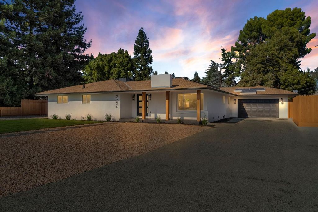 2234 W San Madele, Fresno, CA 93711