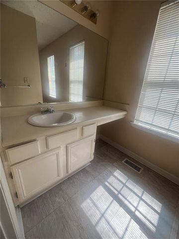 1033 Plantation Way NW, Kennesaw, GA 30144