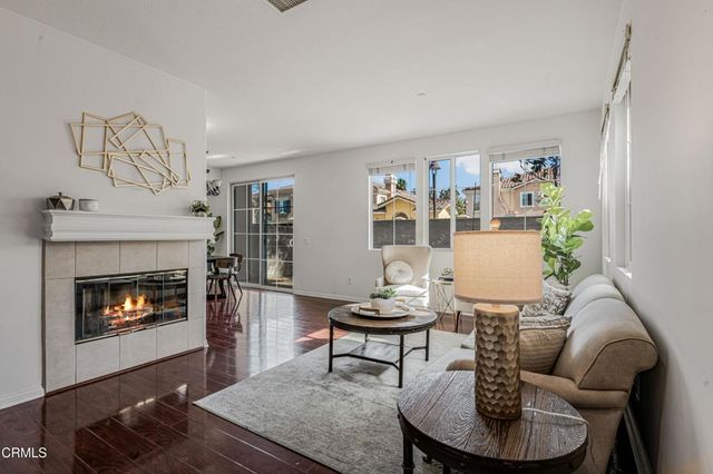 2916 Esperanza Way F, Simi Valley, CA 93063