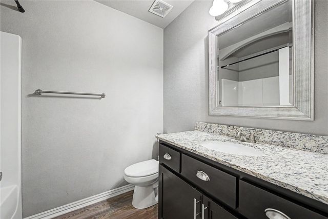 950 Bob Glen Circle, Centerton, AR 72719