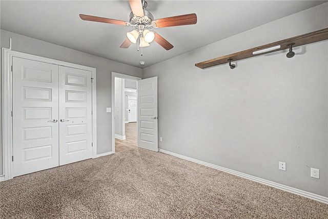 950 Bob Glen Circle, Centerton, AR 72719