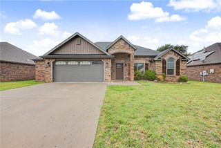 950 Bob Glen Circle, Centerton, AR 72719