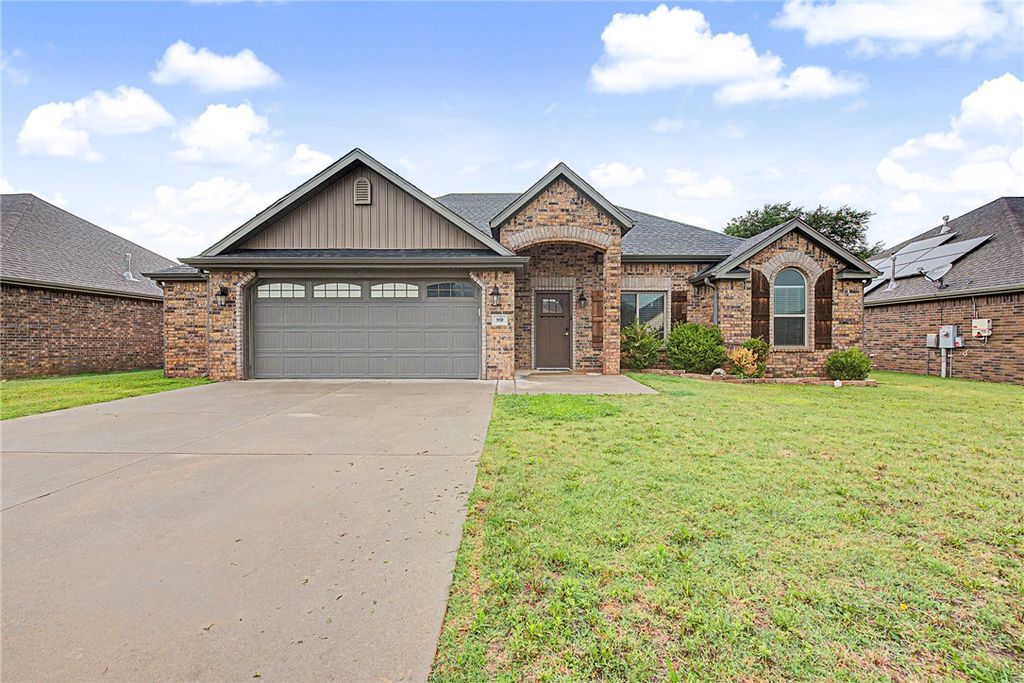 950 Bob Glen Circle, Centerton, AR 72719