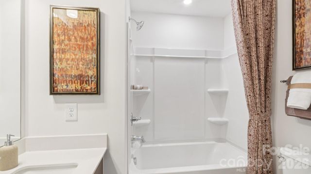 2209 Gladwyne Place, Charlotte, NC 28269