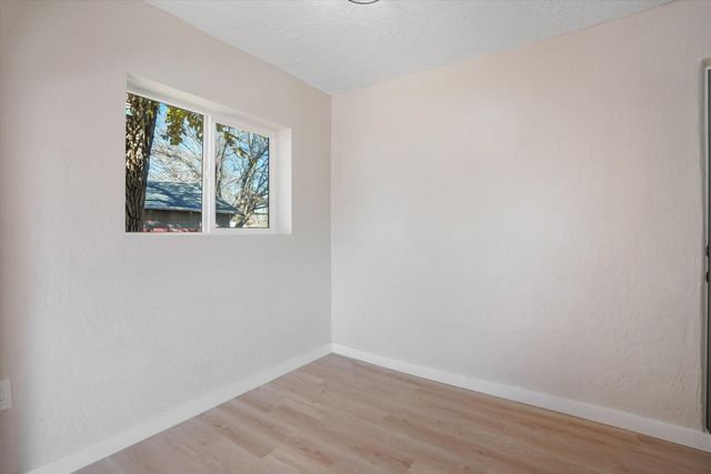 1551-1553 Airway Road SW, Albuquerque, NM 87105