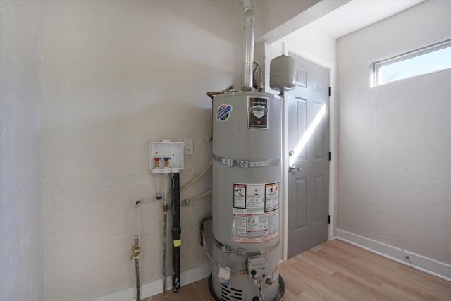 1551-1553 Airway Road SW, Albuquerque, NM 87105