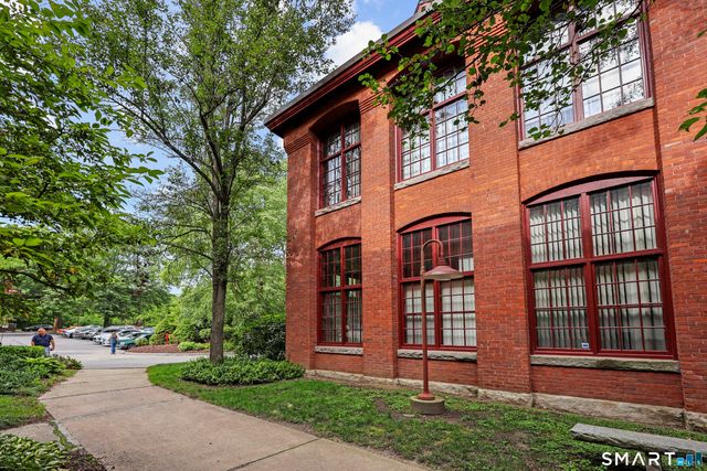 839 Main Street 84, Torrington, CT 06790