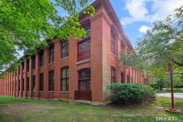 839 Main Street 84, Torrington, CT 06790
