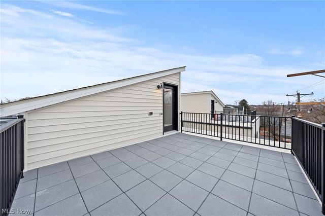 4711 Bridge Avenue, Cleveland, OH 44102