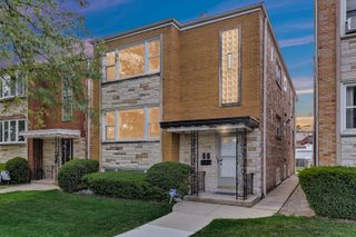 5420 N Central Avenue 2, Chicago, IL 60630