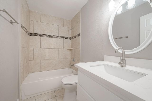 8714 Valley Flag Drive, Houston, TX 77078