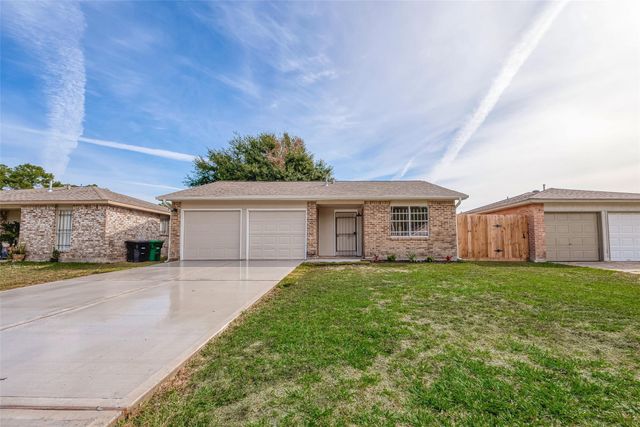 8714 Valley Flag Drive, Houston, TX 77078