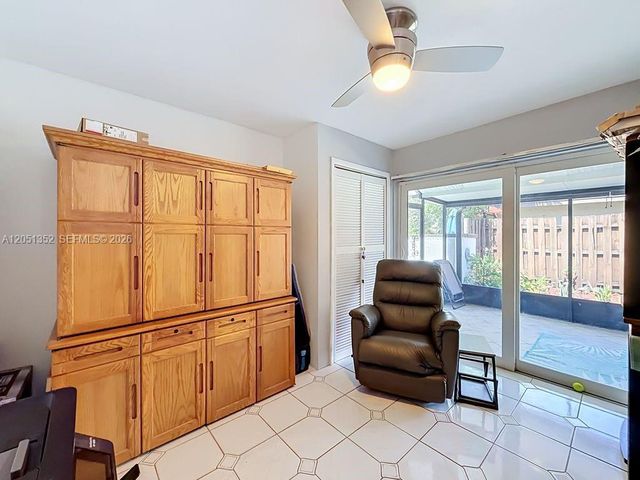 4201 NW 73rd Ave, Lauderhill, FL 33319