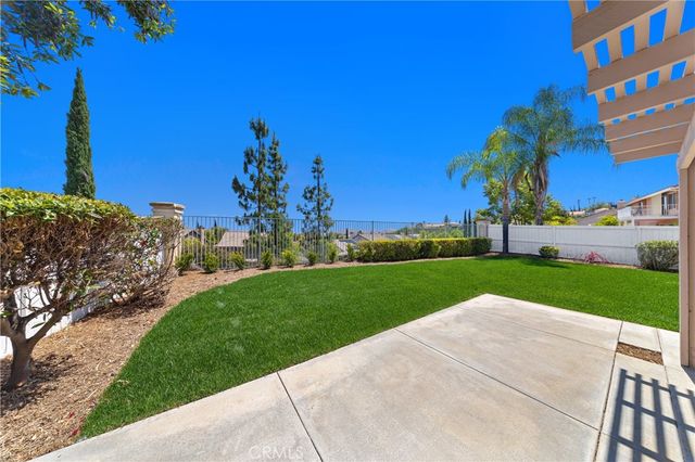 14 Del Brienza, Lake Elsinore, CA 92532