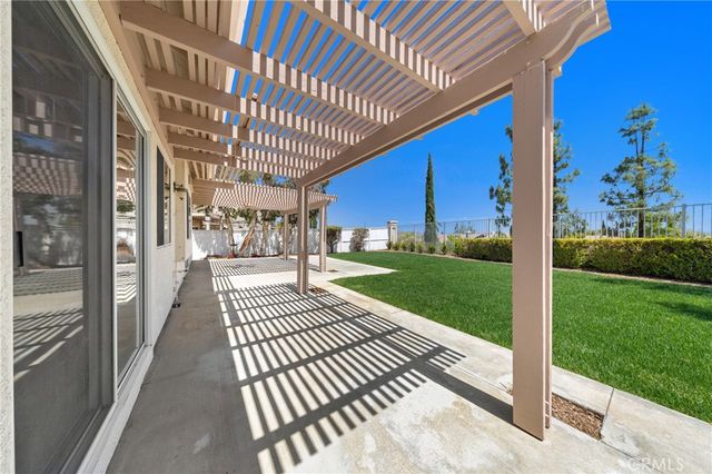 14 Del Brienza, Lake Elsinore, CA 92532