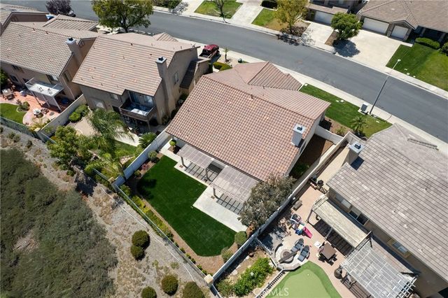 14 Del Brienza, Lake Elsinore, CA 92532