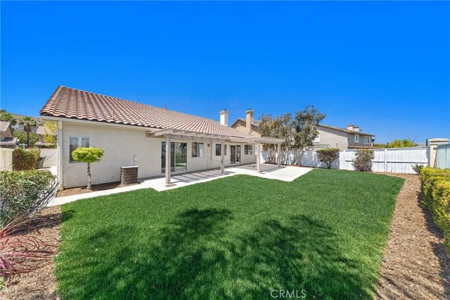 14 Del Brienza, Lake Elsinore, CA 92532