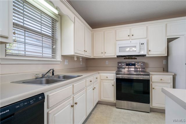 1725 Crabtree Circle, Tuscaloosa, AL 35405