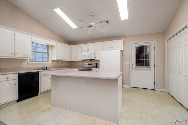 1725 Crabtree Circle, Tuscaloosa, AL 35405