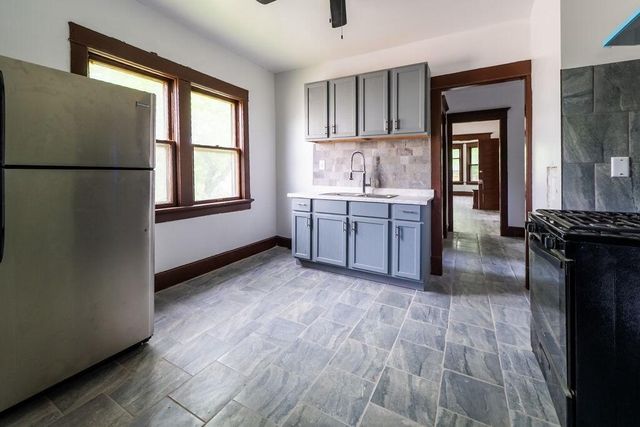 3252 N 10th STREET #3254, Milwaukee, WI 53206