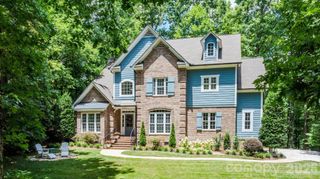 20029 Callaway Hills Lane, Davidson, NC 28036