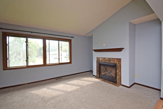 3502 Brookdale Drive N, Brooklyn Park, MN 55443