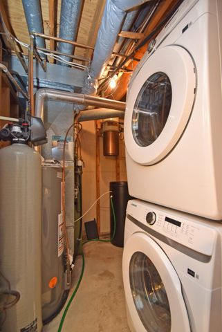 3502 Brookdale Drive N, Brooklyn Park, MN 55443