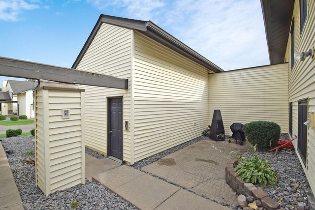 3502 Brookdale Drive N, Brooklyn Park, MN 55443