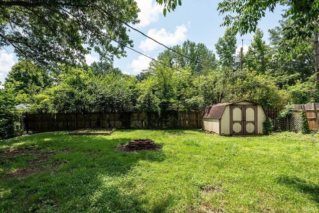 397 S Poplar Drive, Ellettsville, IN 47429
