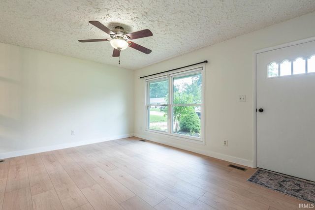 397 S Poplar Drive, Ellettsville, IN 47429