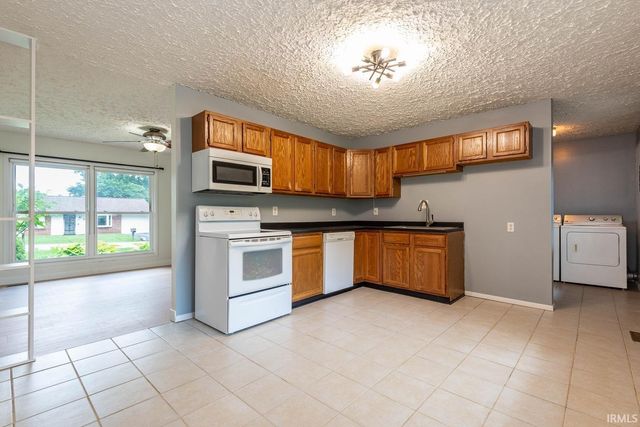 397 S Poplar Drive, Ellettsville, IN 47429