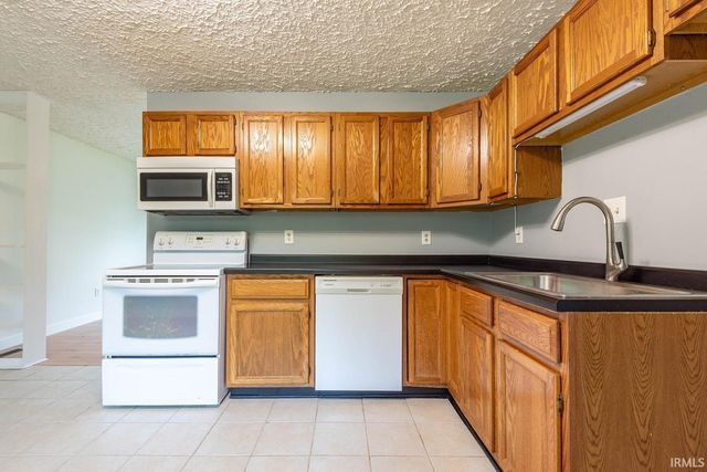 397 S Poplar Drive, Ellettsville, IN 47429